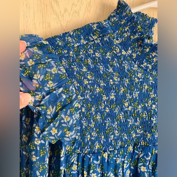 FREE PEOPLE ROMA FLORAL-PRINTED Blue BLOUSE TOP Sz Medium - Picture 5 of 14